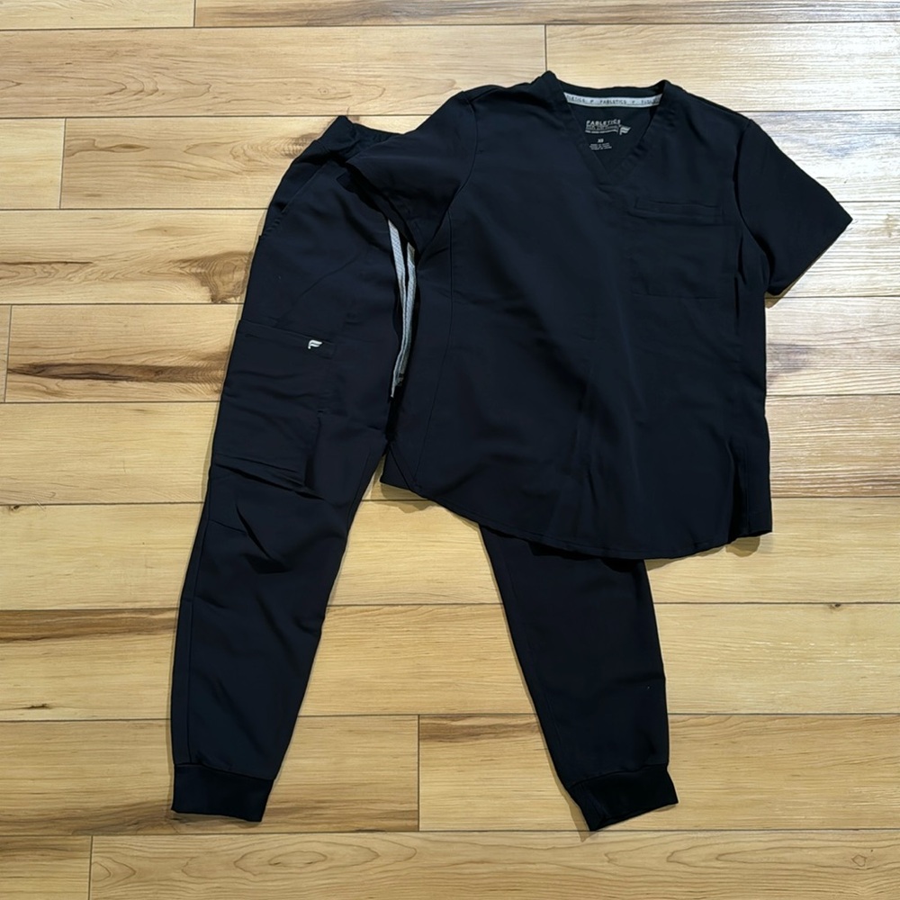 Black Fabletics scrub set